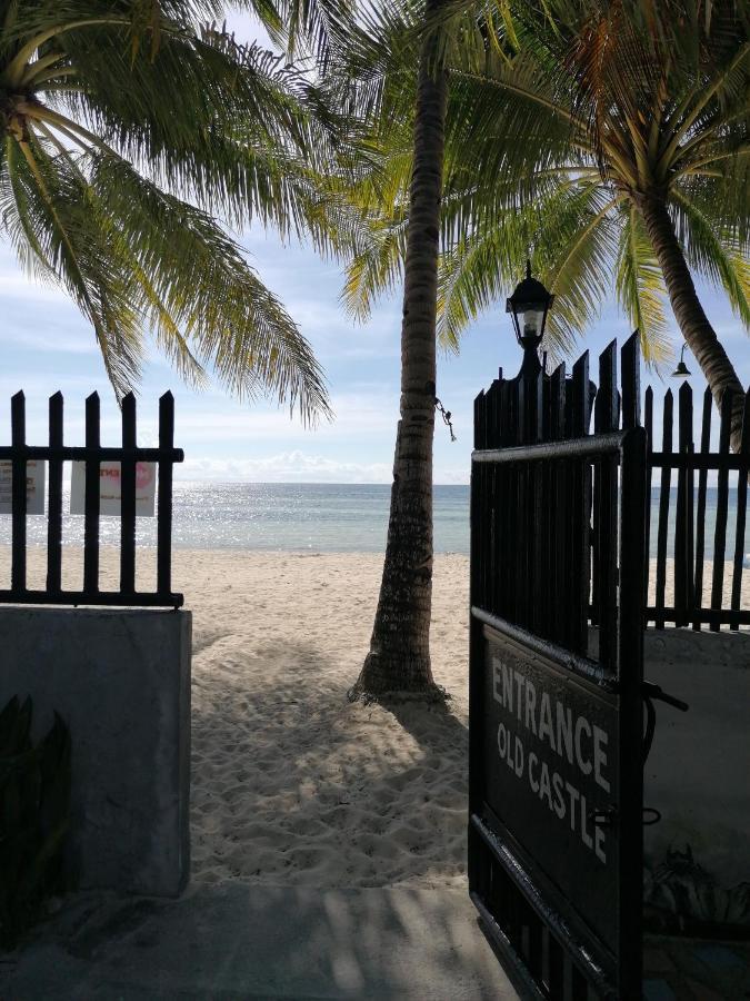 Old Castle Hotel Anda  Luaran gambar